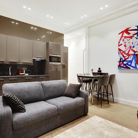 Pick A Flat'S Apartment In Triangle D'Or - Pierre 1Er De Serbie Paris Exterior photo