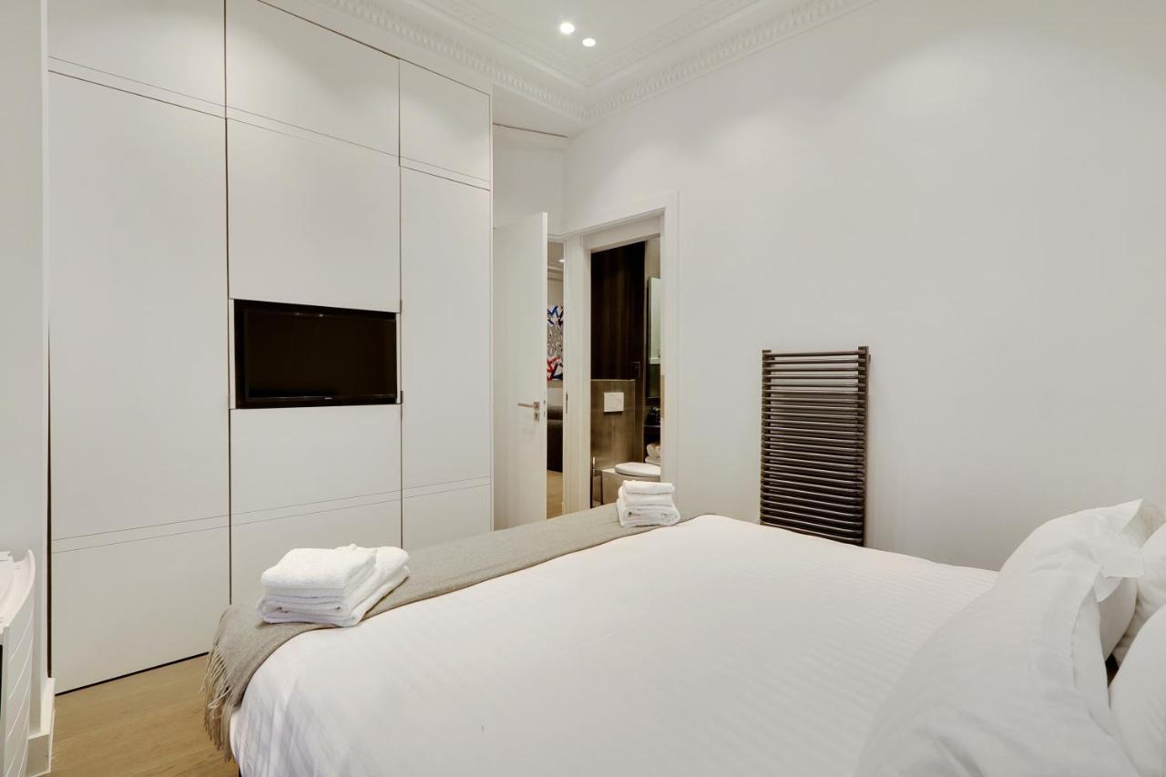 Pick A Flat'S Apartment In Triangle D'Or - Pierre 1Er De Serbie Paris Exterior photo